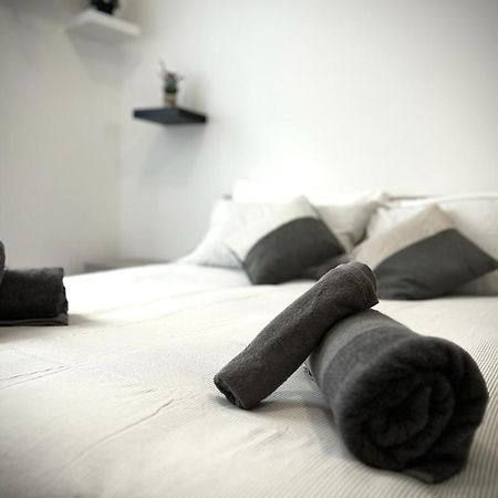 Residence Zar 3 Триест Экстерьер фото