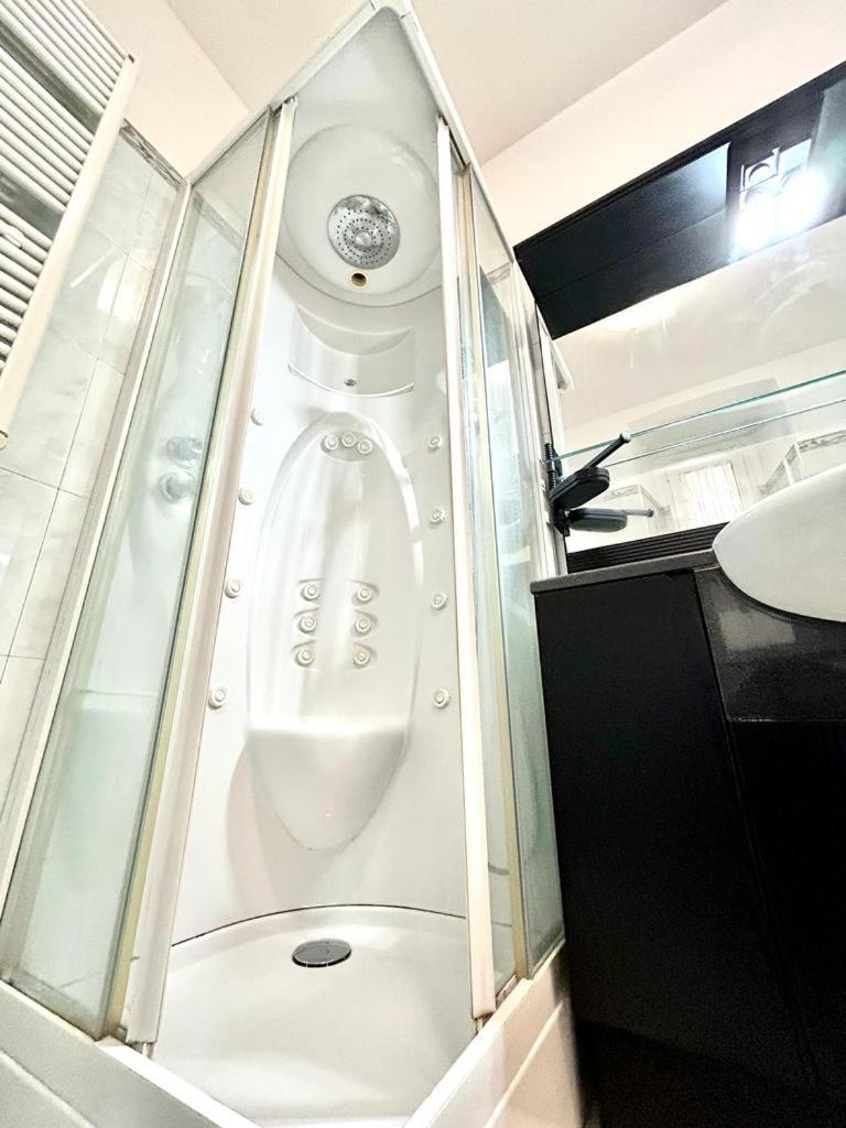 Residence Zar 3 Триест Экстерьер фото